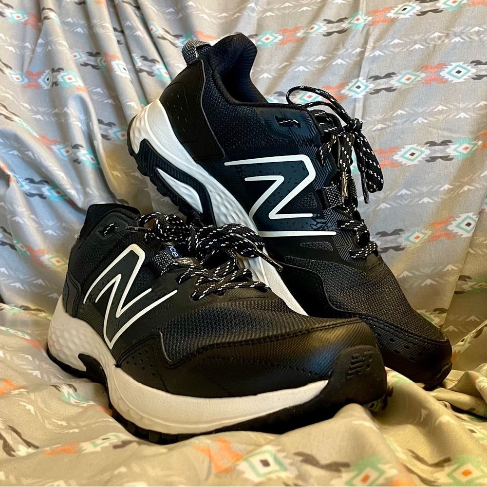 EUC New Balance T410 Size 10